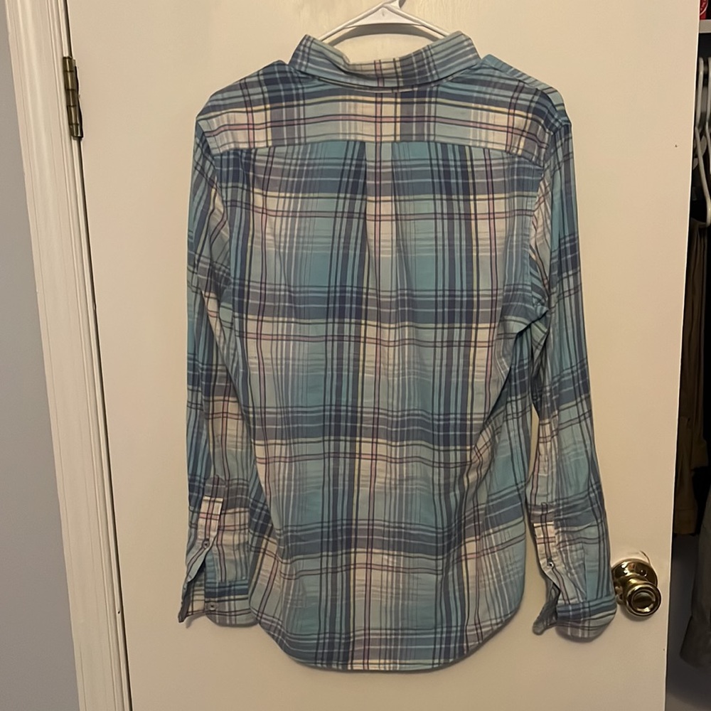 Vineyard Vines Button Down - image 2